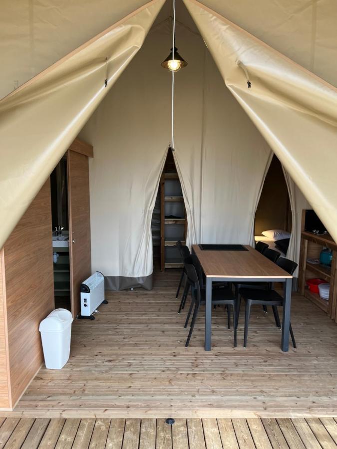 Ucpa Eco Lodge Sene ภายนอก รูปภาพ